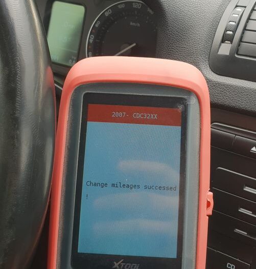 Xtool X100 Pro2 Skoda Cdc32 Odometer